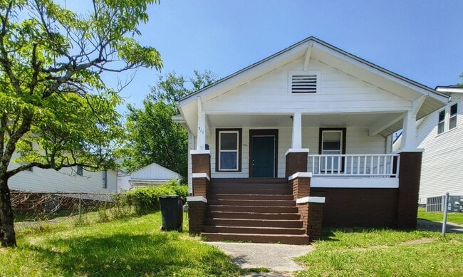 Photo - 311 E Emerald Ave House