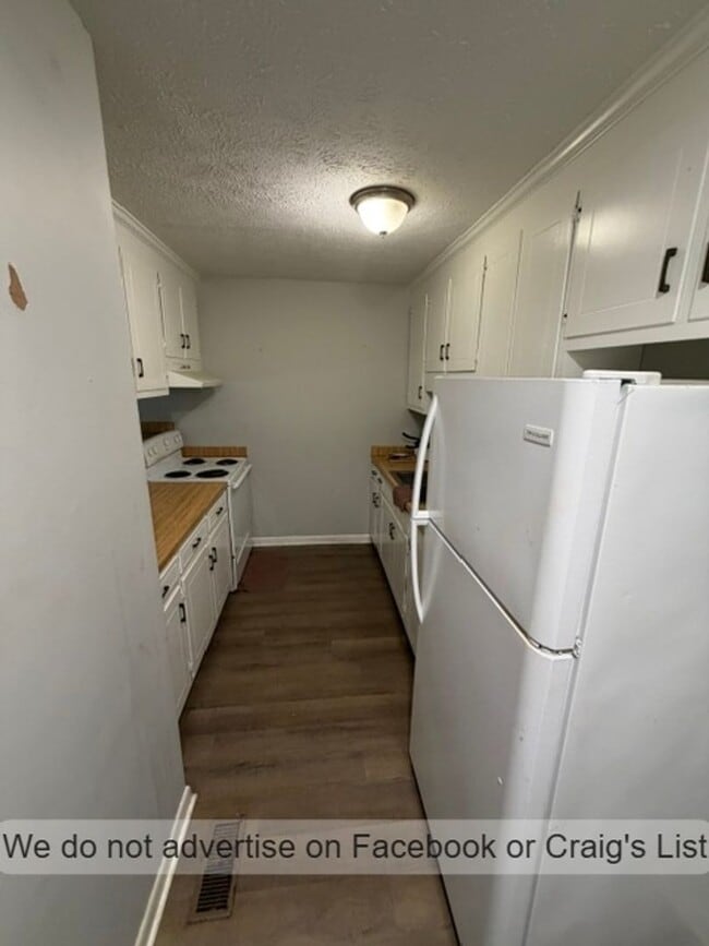 Photo - 1429 Artesian Ct