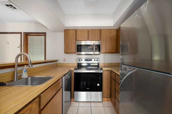 Photo - 115 Beechnut St