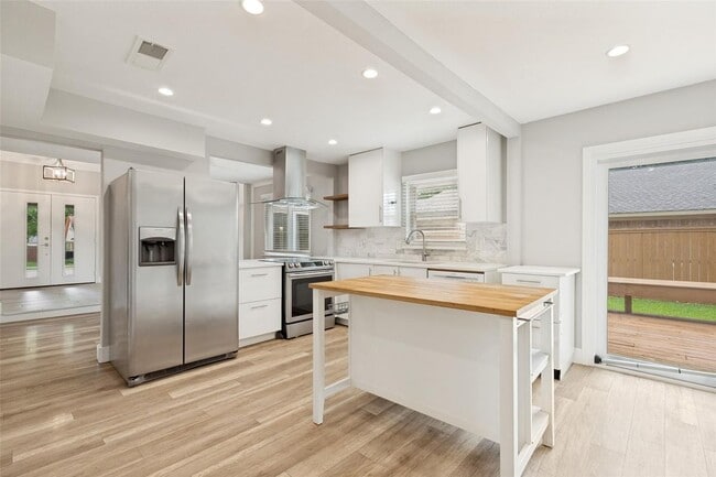 Photo - 2114 Wheaton Dr