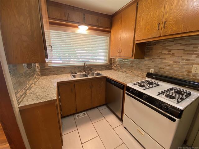 Photo - 4731 S Boston Ave