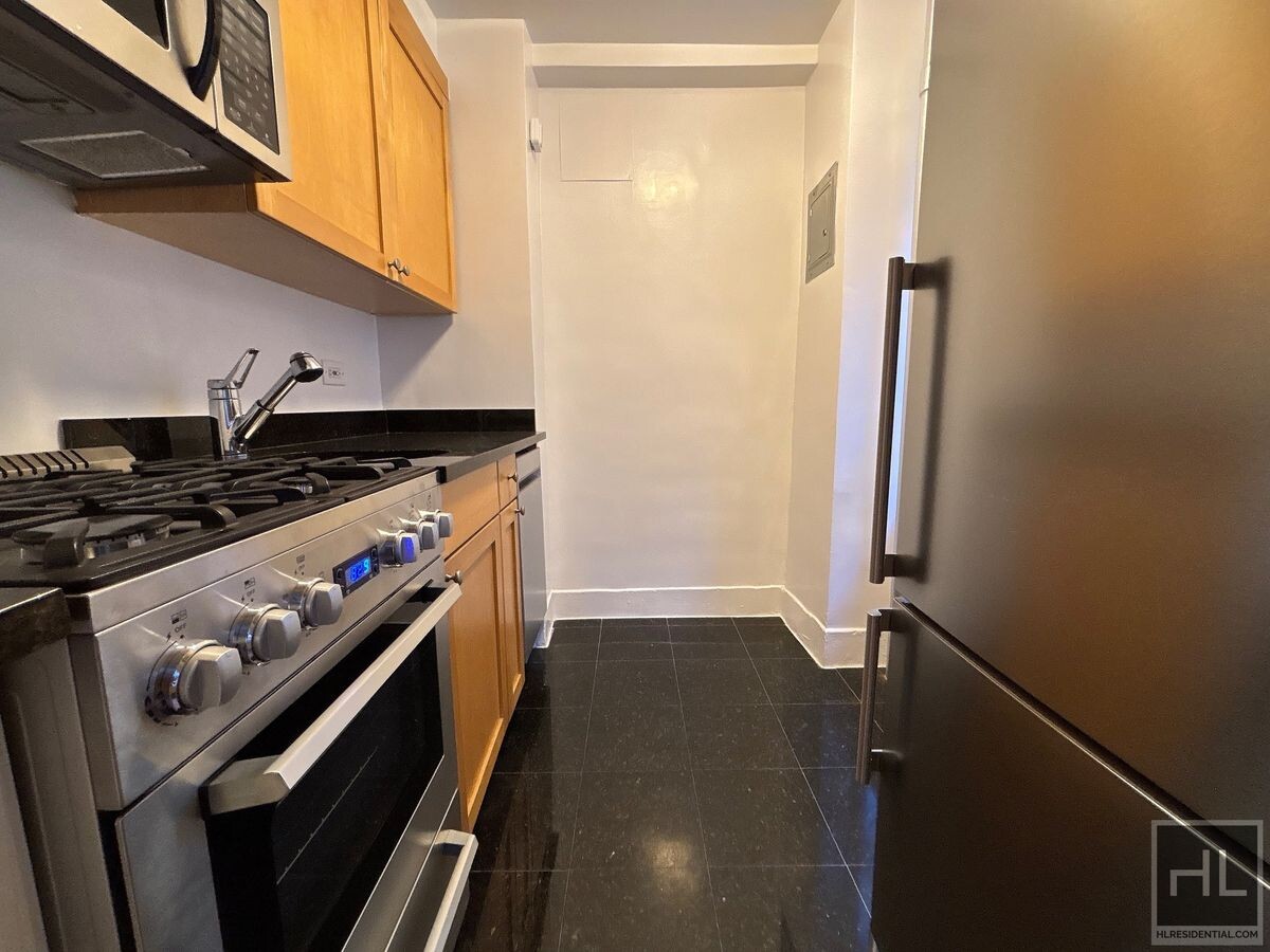 Photo - Christopher Street Unit 4N