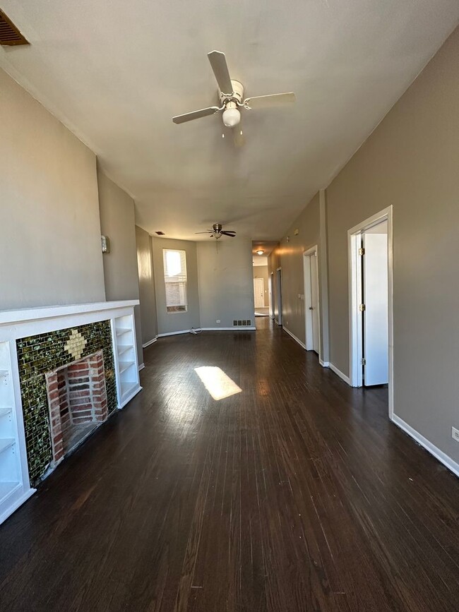 4237 W Gladys Ave Unit 4237 W Gladys Ave #2 | FOR RENT