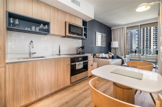 Building Photo - 601 NE 1st Ave Unit 1603 Rental