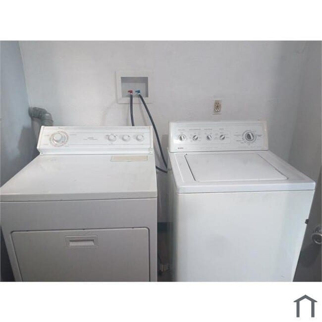 Photo - 17 Pittsburgh Unit 1