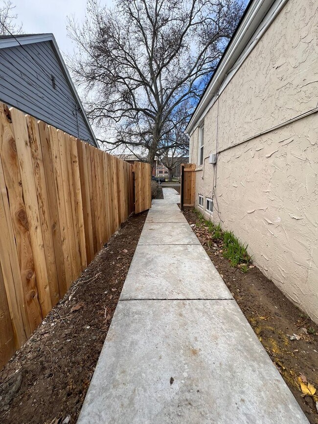 Photo - Cleveland Duplex Unit Cleveland 2115 B