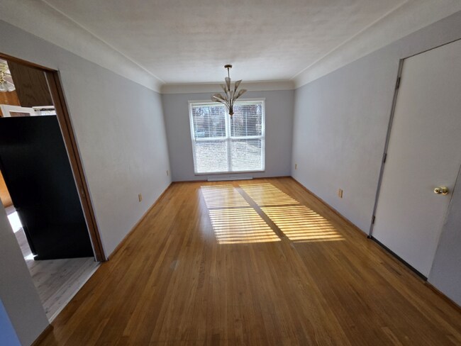 Photo - 6100 W Washington St