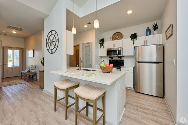 2 BR, 2 BA - 1269SF Kitchen.