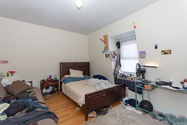 Photo - 115 Franklin St