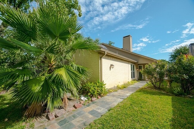 Photo - 14816 Sopras Cir