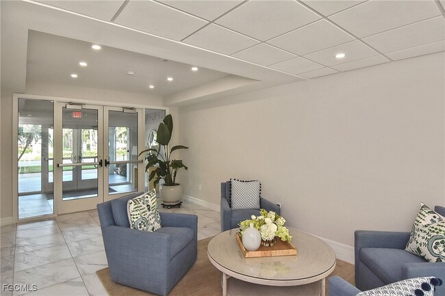 Building Photo - 1200 Gulf Shore Blvd N Unit 103