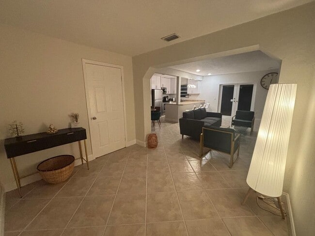 Photo - 1931 Mayo St