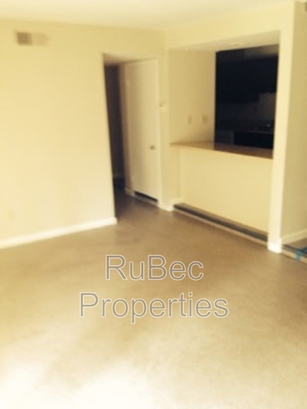 Photo - 702 Farmhurst Dr Unit N