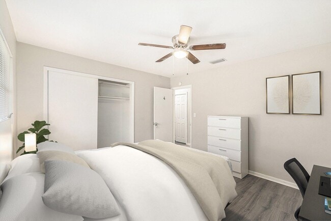 Photo - 1346 Byron Dr