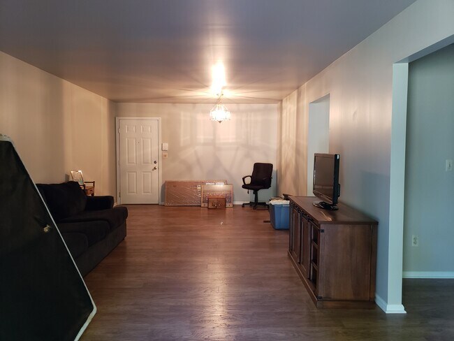 Photo - 5102 Austin Ct Unit 5102