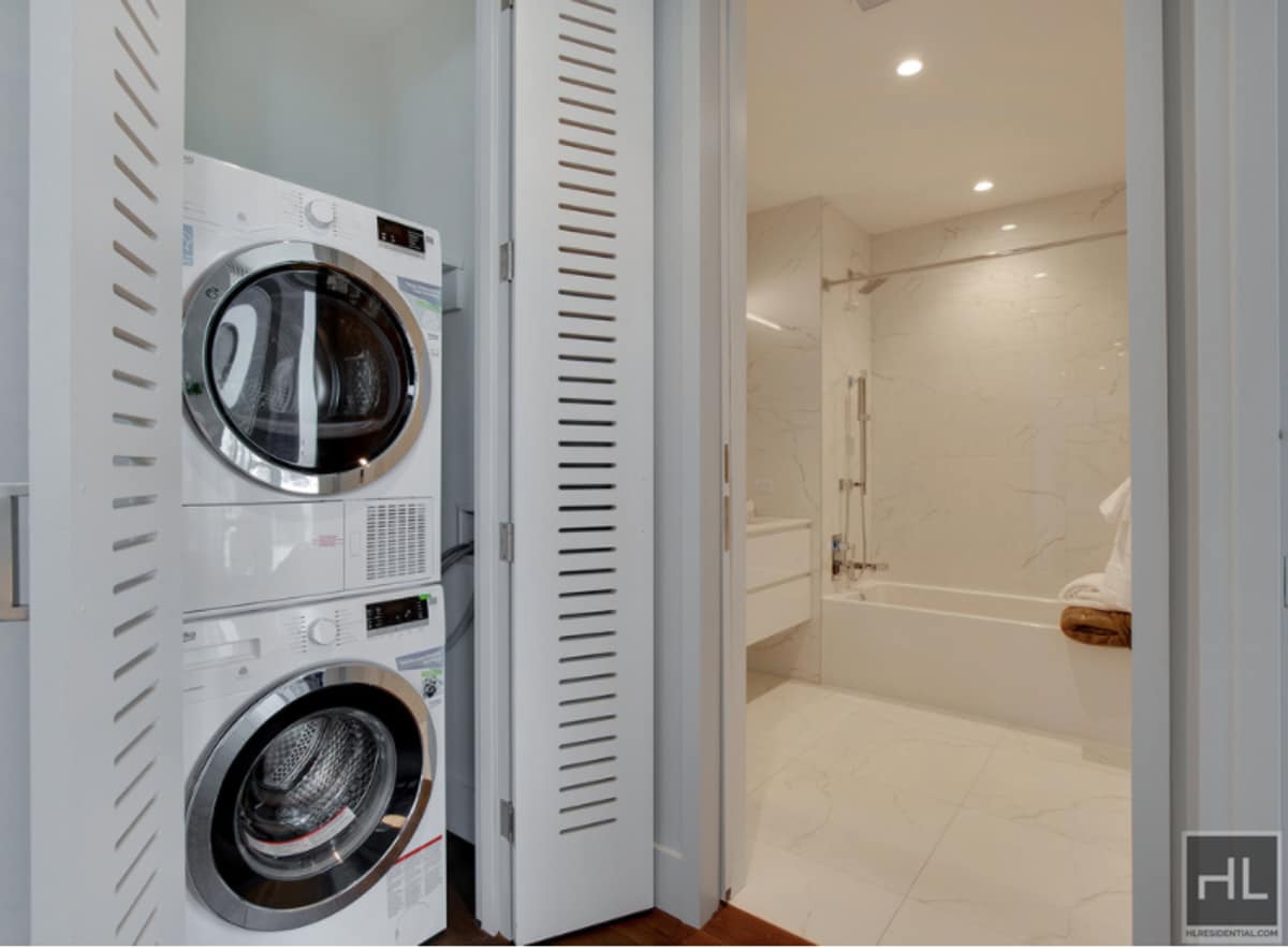 Photo - East 44th Street Unidad 39J