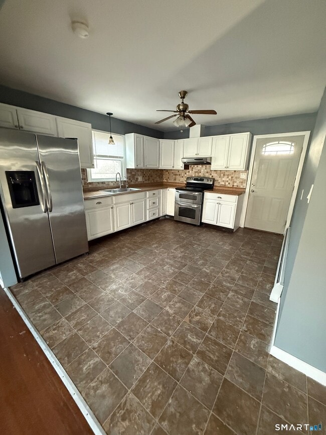 Photo - 63 Macauley Ave