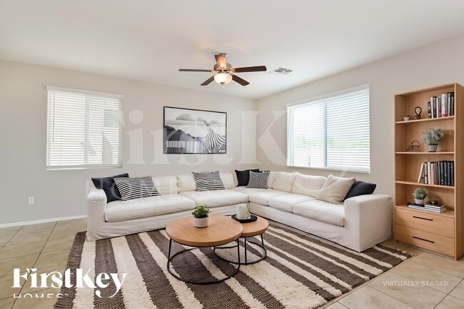 Photo - 2822 N Fair Oaks Ave
