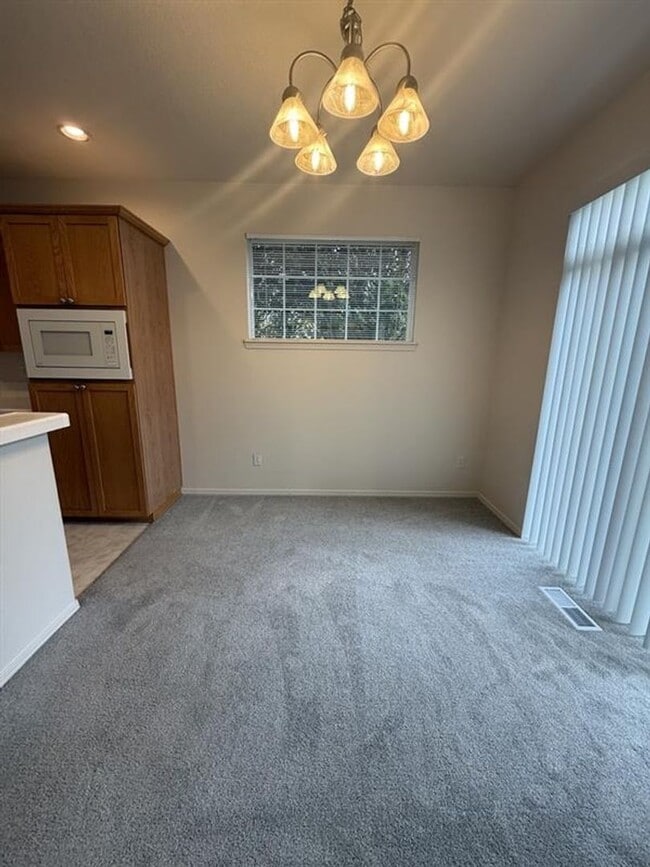 Photo - 1176 SE Tamora Ave