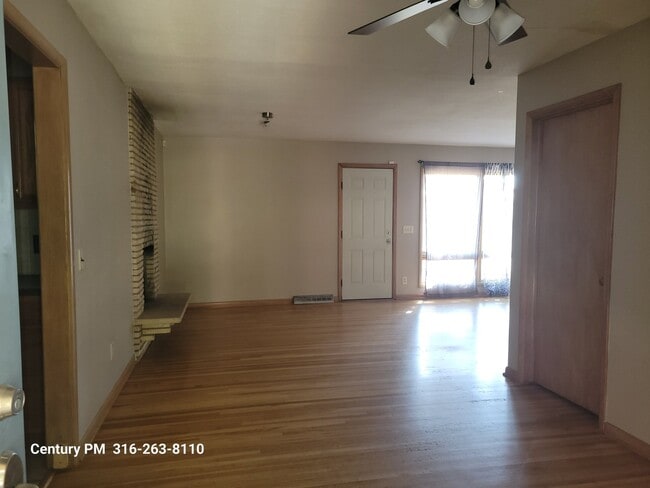 Photo - 2440 N Clarence Ave