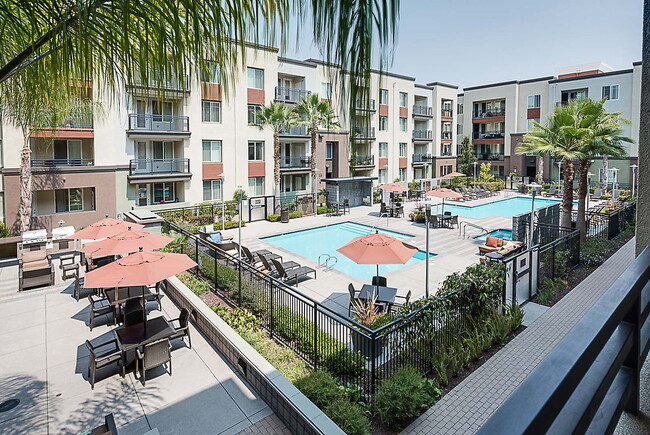 Photo - Lawrence Station