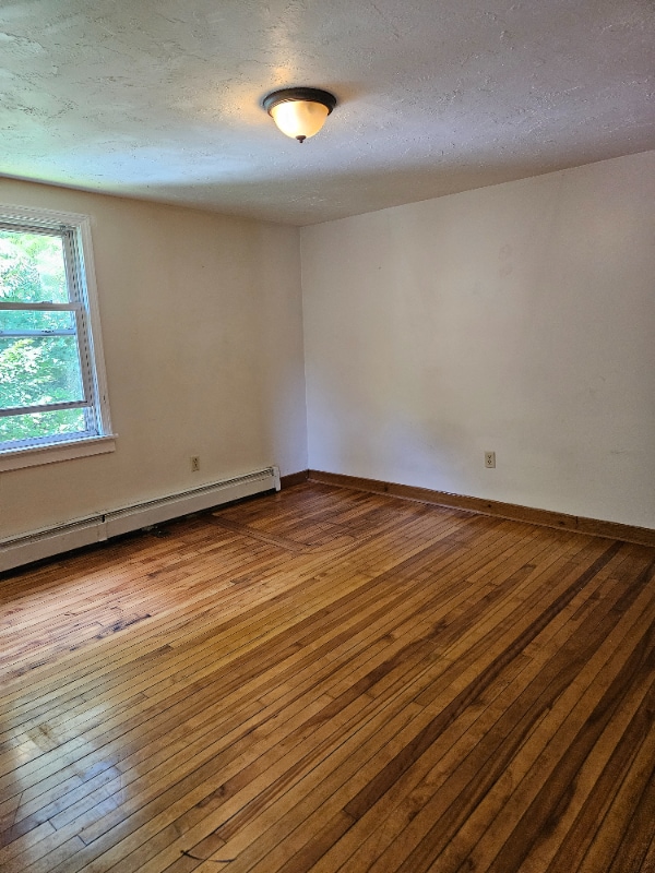 42 Charlton St Unit 2R