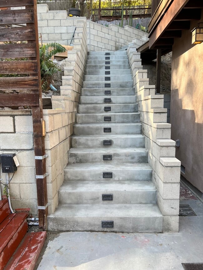 Photo - 2123 Hyperion Ave