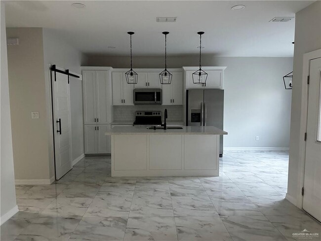 5316 N Crown Point