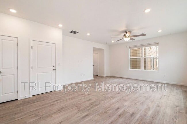 2675 Painted Turtle Ave