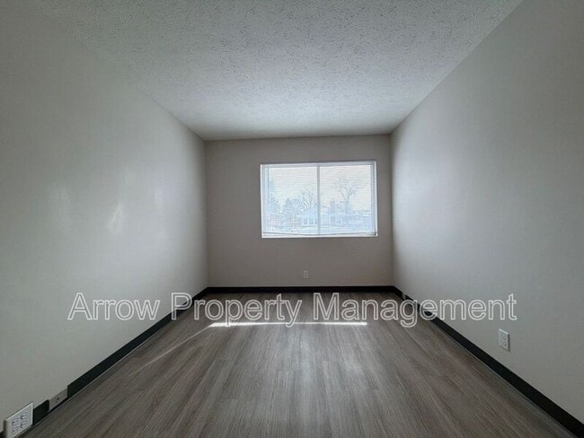 Photo - 1215 E Street-11