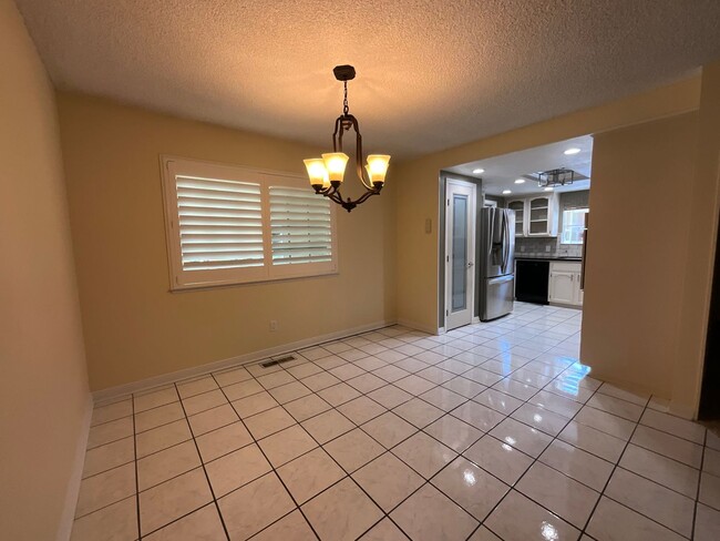 Photo - 2267 E Warner Ave