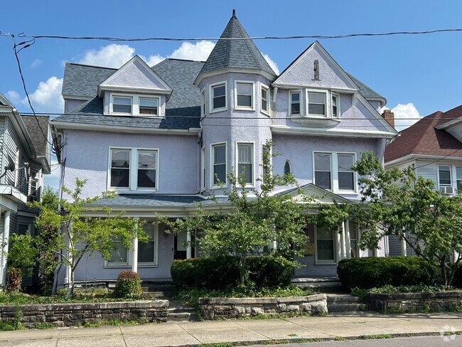 Building Photo - 225 S Main Ave Unit 1 Rental