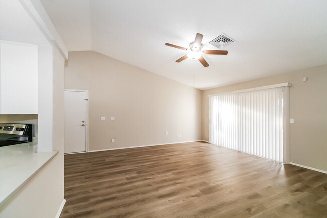 Photo - 8045 W Larkspur Dr