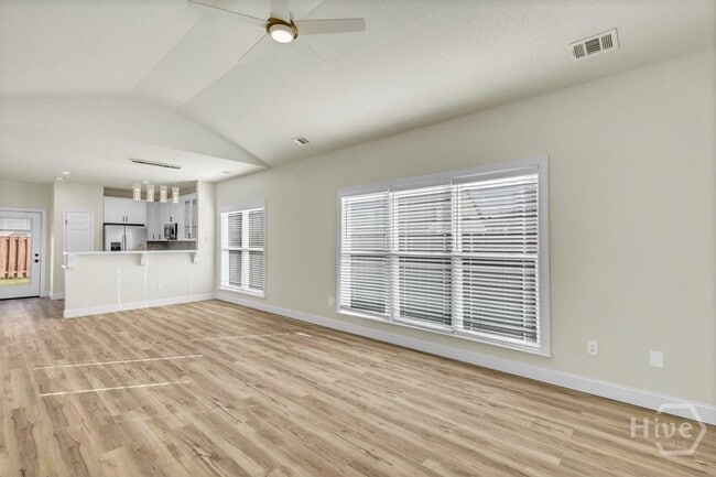 Photo - 80 Butler Dr