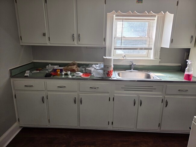 Photo - 5195 Main St Unit 3