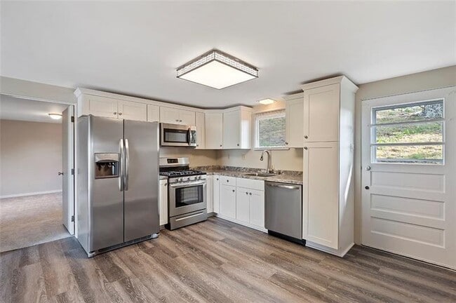 Photo - 8966 Knoll St