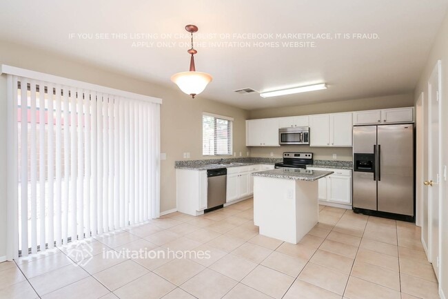 Photo - 1551 E Betsy Ln