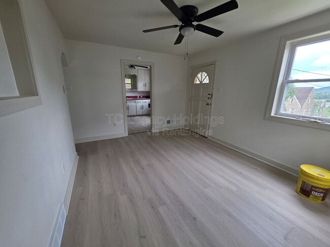 Photo - 517 Hornor Ave