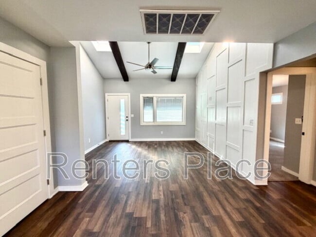 Photo - 415 S Victor Ave