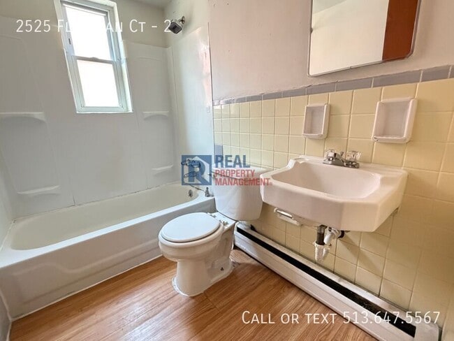 Photo - 2525 Flanigan Ct Unit 2