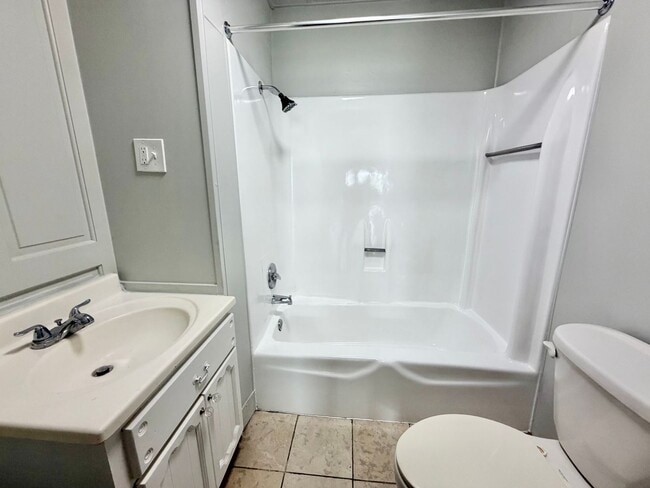 Photo - 1748 Queen City Ave