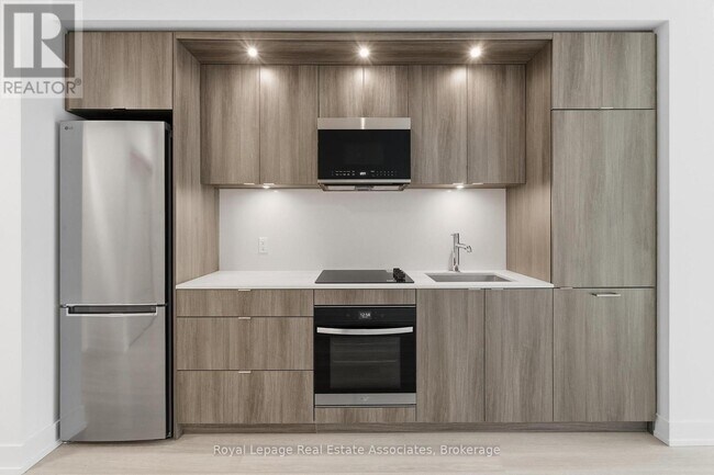 Photo - 25 Cordova Ave Unité 313