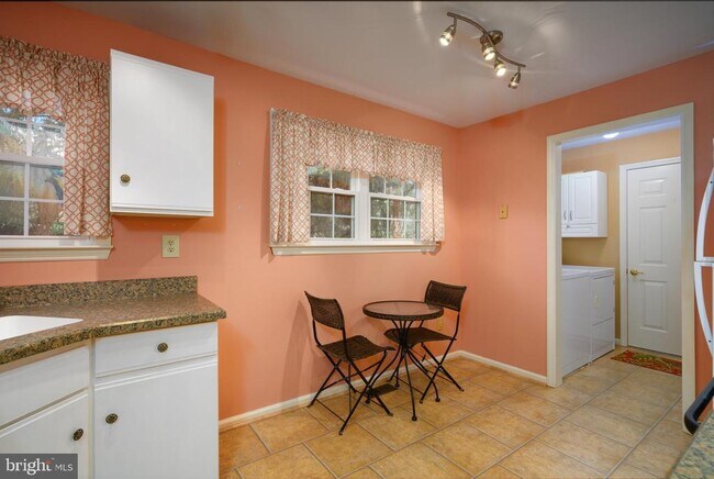 Photo - 218 Mansion House Dr Unit 101A