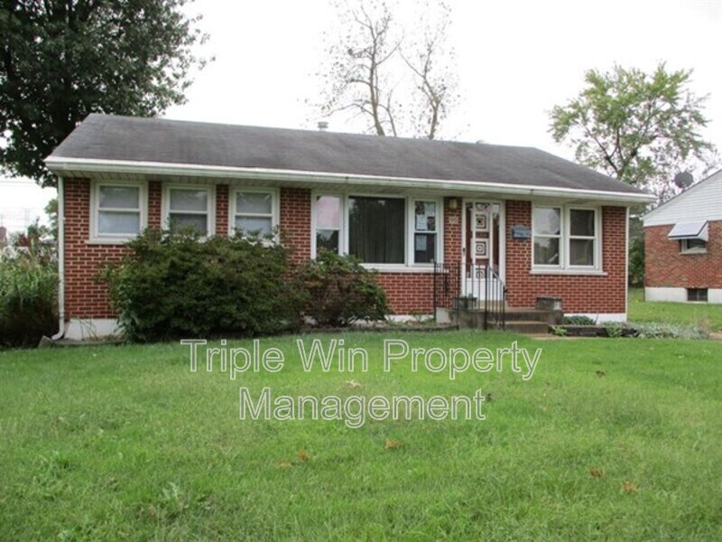 Photo - 90 W St Anthony Ln House