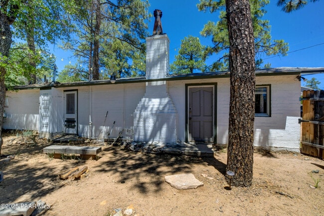 Photo - 1623 Idylwild Rd House