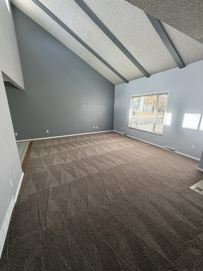 Photo - 5025 E Weaver Ave