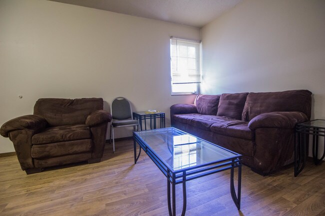 Photo - 808 W Nevada St