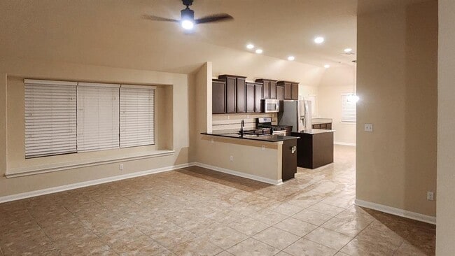 Photo - 705 Wiltshire Dr