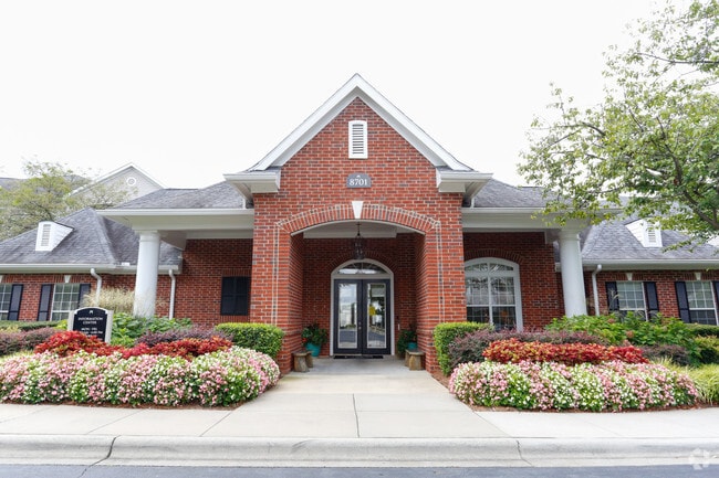 Marquis at Northcross - Greys Harbor at Lake Norman