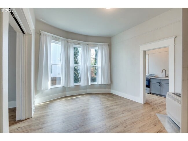 Living Room - 9426 N Edison St Apartments Unit 1